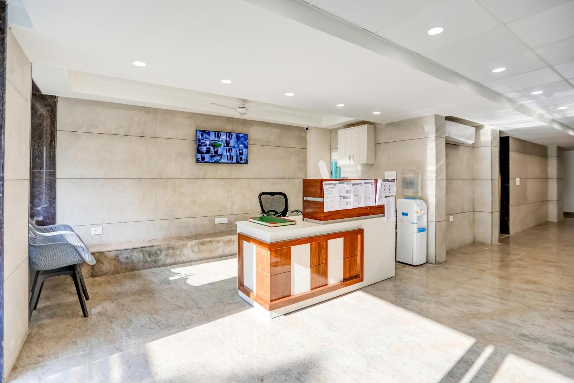 Flagship Happy Inn Delhi Zewnętrze zdjęcie